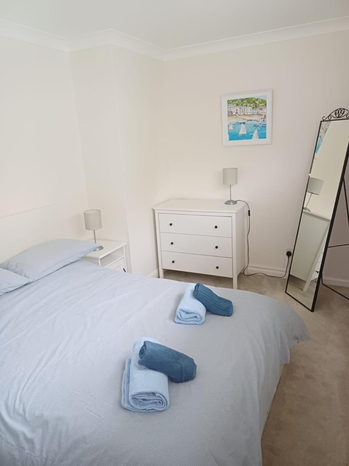 Riverside Apartment With Views And Parking Kingsbridge  Dış mekan fotoğraf